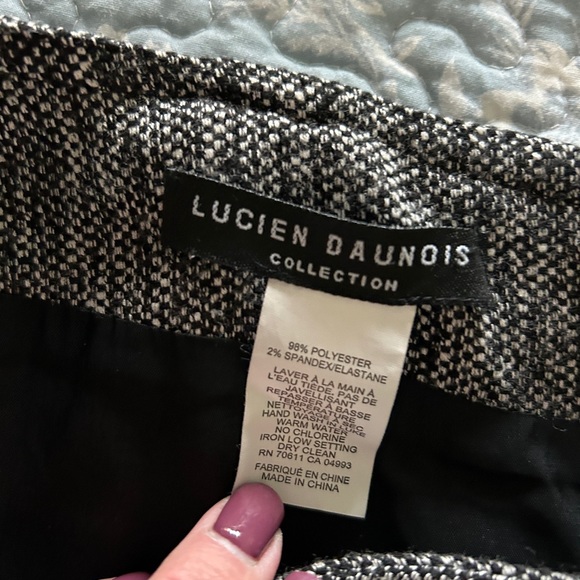 Skirt - Picture 3 of 8